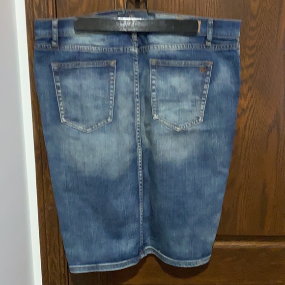 Jean skirt under the knee length - Picture 2 of 4